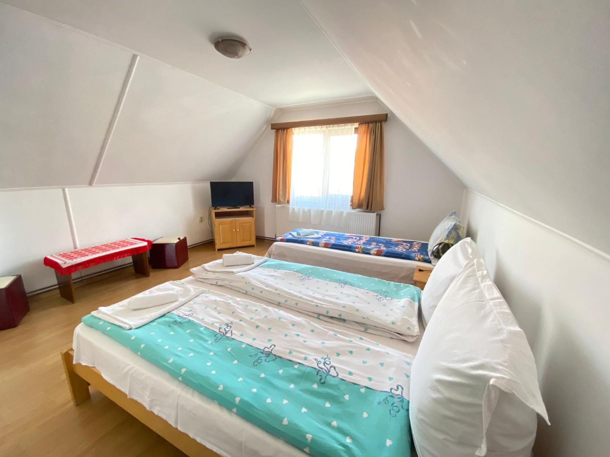 Dobra Haz Hotel Covasna Bagian luar foto