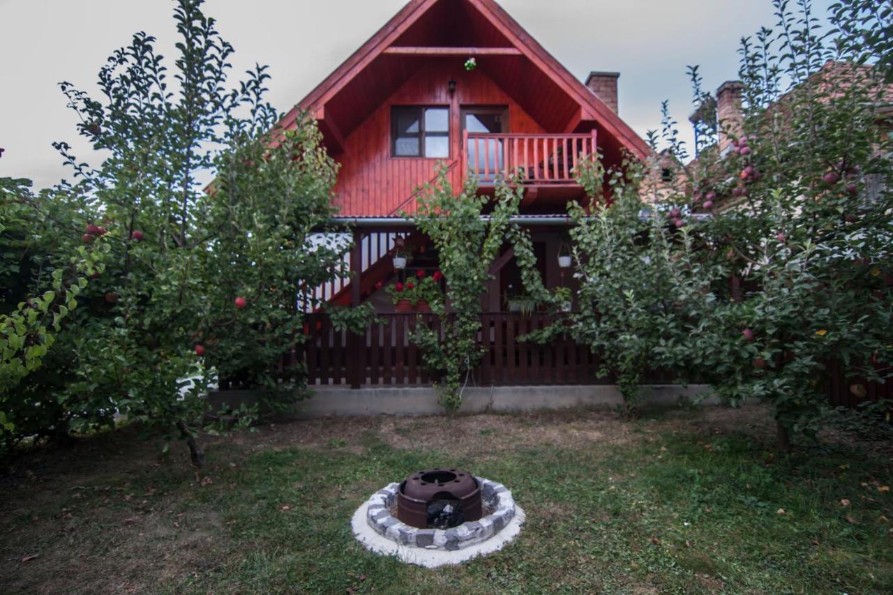 Dobra Haz Hotel Covasna Bagian luar foto
